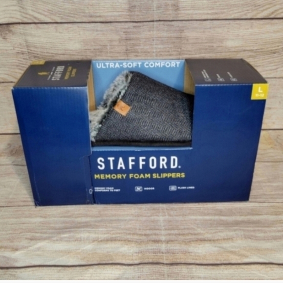 Stafford memory foam faux fur plush slippers size  L / 11-12 - Picture 1 of 9